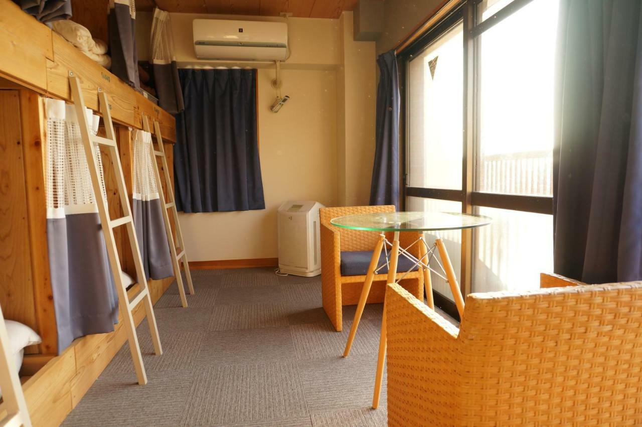 Guesthouse Arigato Hiroshima Esterno foto
